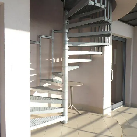 아파트 Atrium Luksusowe 사르비노보